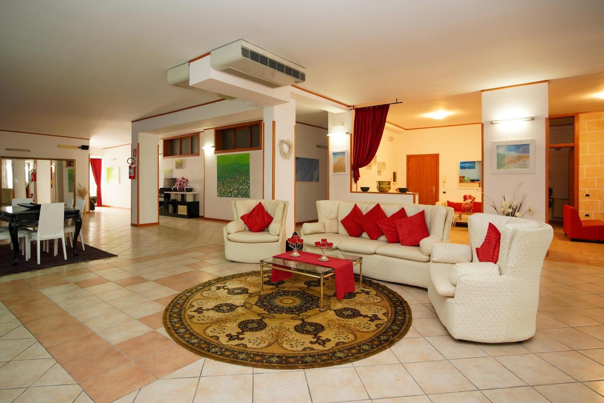 Residence Lupiae Λέτσε Εξωτερικό φωτογραφία
